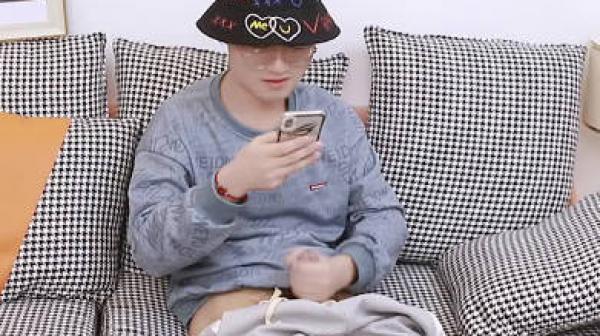 强奸兼职女大学生外卖员